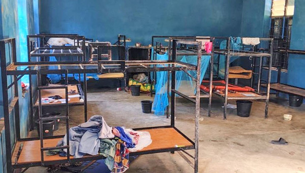 1225 Papiri school
